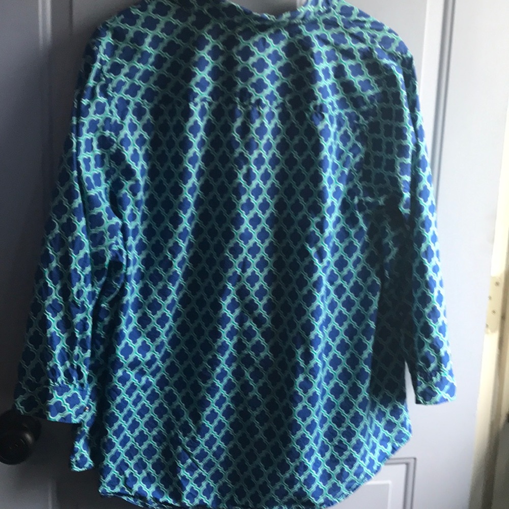 Shirt - Picture 4 of 5